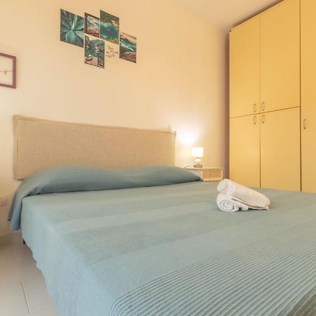 Appartamento Casa Michela Palau Esterno foto